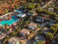 Residence Camping Atlantide Hotels in Capitolo