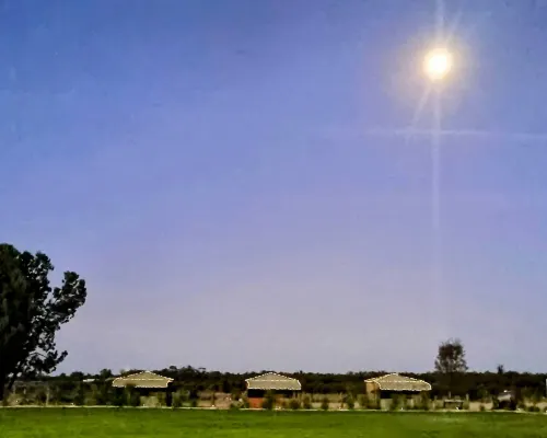 One Life Live It Farm Stay "The Governess" Hotels in Buronga
