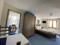 Nagelfluhhaus Hirsch - Beach