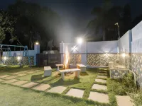Treebo Sns Grand Inn Hotels in Yelegiri