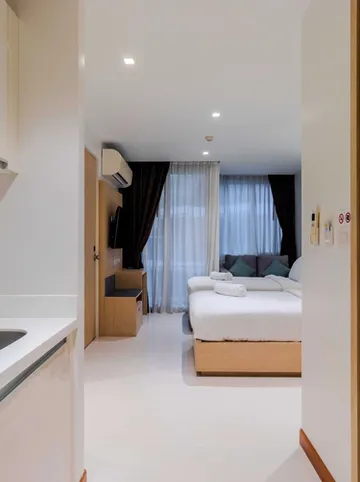 รูปภาพของโอเชียนบรีซ 1 ห้องนอน ห่างจากทะเลไม่กี่ก้าว ซี244