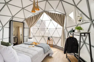อุมบรัล | สกายโดมส์ อิน โรมา นอร์เต โรงแรมใน