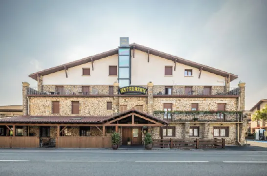 Hotel Rural Izar Ondo Отели в г. 