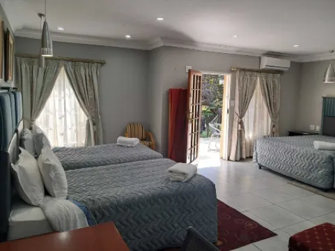 Constantia Manor Guest House