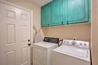 Home in Historic Waxahachie w/ Yard & Patio! - 3 étoiles