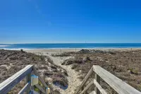 Emerald Isle Resort-Style Condo Walk to Beaches! - Havudsigt