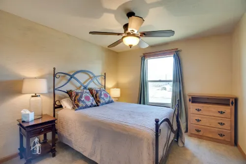 3 Blocks to Main St: Cozy Gunnison Retreat! - 3-نجوم