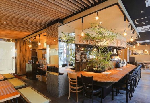 유니조 인 로비