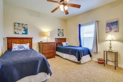 South Padre Island Condo Near Beach w/ Balcony! - parking