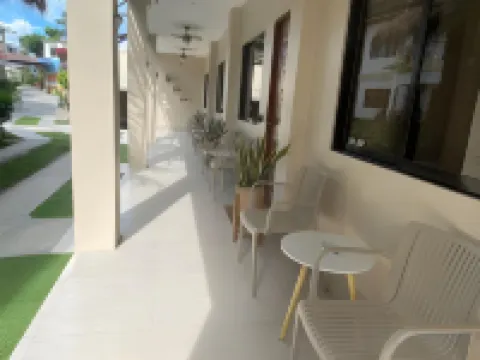 Harman Suites Moalboal