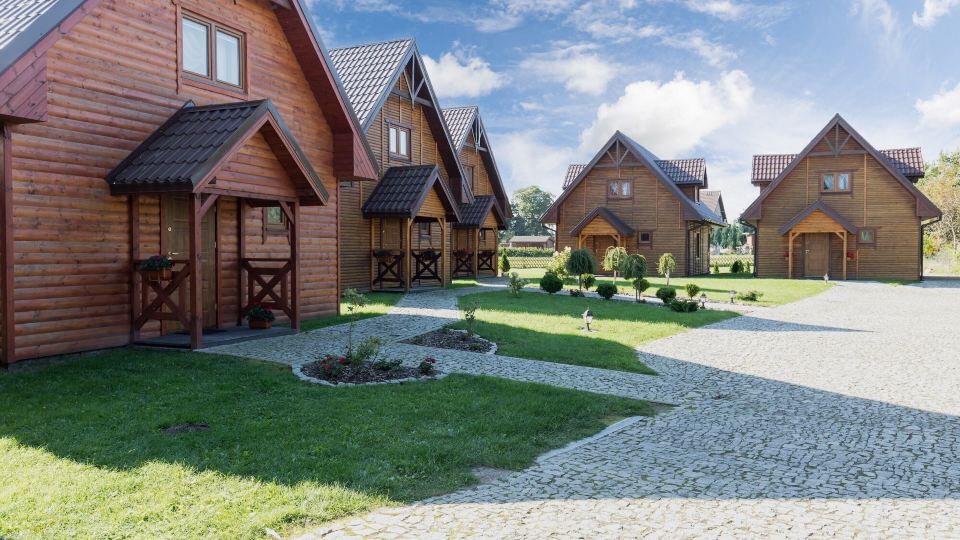 Comfortable Houses with Swimming Pools, Rewal