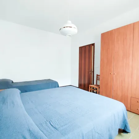 Apartment with balcony on the seafront