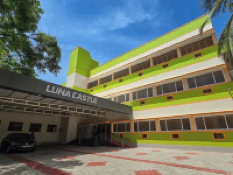 Luna Castle Hotels in Tirunelveli