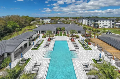 Landing Furnished Apartments Near MCO - Apartments