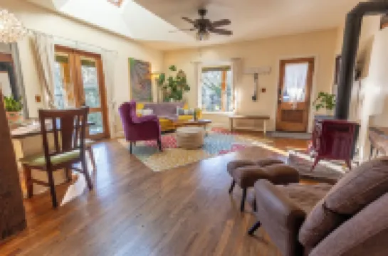 Entire Home in Downtown Eugene