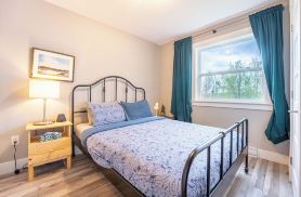 YHZ Cheerful Private Unit 10 min to Airport