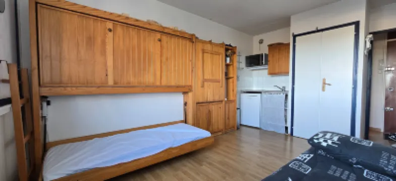 Apartment facing the Saint-Jean-de-Monts pier 酒店