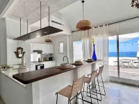 CLIFF 2 – Live Above the Sea, Between Sky & Mediterranean - Mountain view