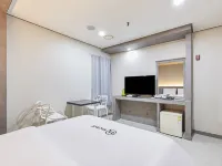 Icheon Hi Motel 夫钵附近的飯店
