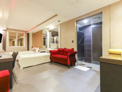 ava hotel