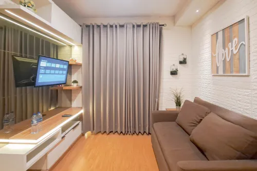 Modern and Comfy 2BR Apartment Mekarwangi Square Cibaduyut By Travelio