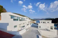 Geoje The Shine Pool Villa Hoteles cerca de Parque temático Maengjongjuk