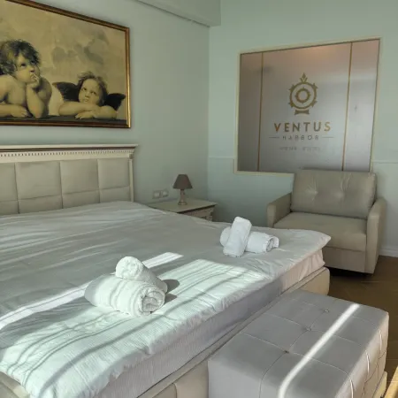 Ventus Harbor Hotel