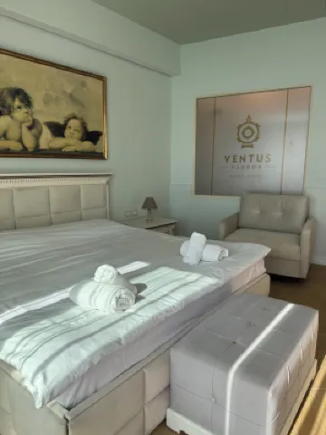 Ventus Harbor Hotel Hotel di 