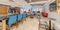 Holiday Inn Express & Suites MEDFORD-CENTRAL POINT by IHG - Завтрак