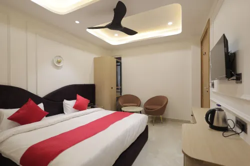 Hotel Sarovar Hill, 5 Min from Har Ki Pauri