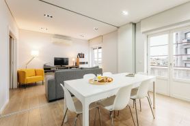 Feel Porto Downtown Apartments & Studios