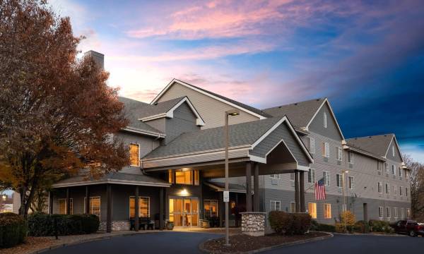 La Quinta Inn & Suites by Wyndham Eugene