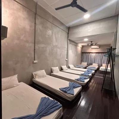 Pirate's Cove Hotels near Jonker Street Night Market