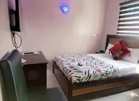 River Leaf Hotel & Suites - Guest Room - Balkon