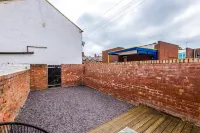 Stylish Home Incredible Location Sleeps 5 - balcony