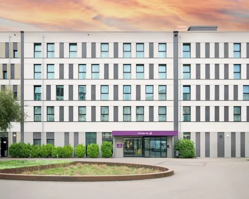 Premier Inn Freiburg City Nord Hotels near Schwarzwald Stadium