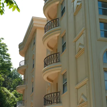 Elite Family Residences