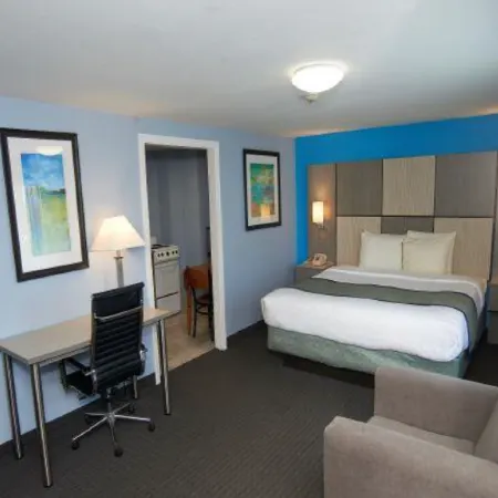 Sandwich Lodge & Resort