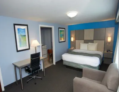 Sandwich Lodge & Resort Hotels in 