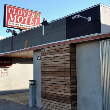 Clover Motel