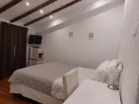 Apt Lavender-1 Br Apt 5 Min Walk to Split Old Town & Bacvice Beach