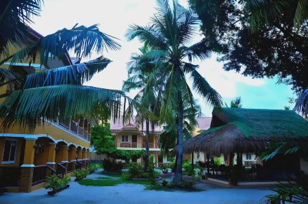 Slam's Garden Dive Resort