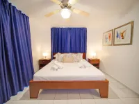 COZY 7BR Villa  BIG POOL  Close to beach! - 4-Sterne