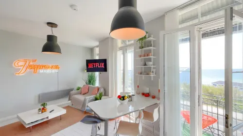 Seaview Apt Turner Contemporary, Margate By ADLIV - Condos