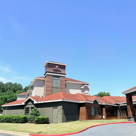 La Quinta Inn & Suites by Wyndham Birmingham Homewood