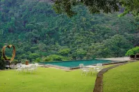 Villa Lé Maas Tota by 98 Acres