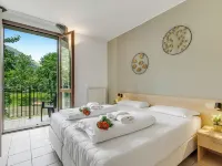 Village Apartments - Porto Letizia Hotels in Porlezza