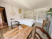 La Bastide des Pins - Pensions