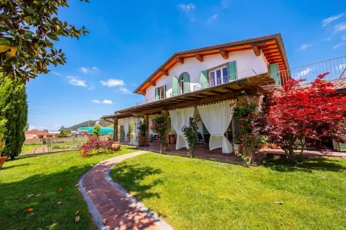 Villa Clara Few km from the Sea - Happy Rentals