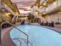 Best Western Plus Beach View Lodge Hotels in Carlsbad